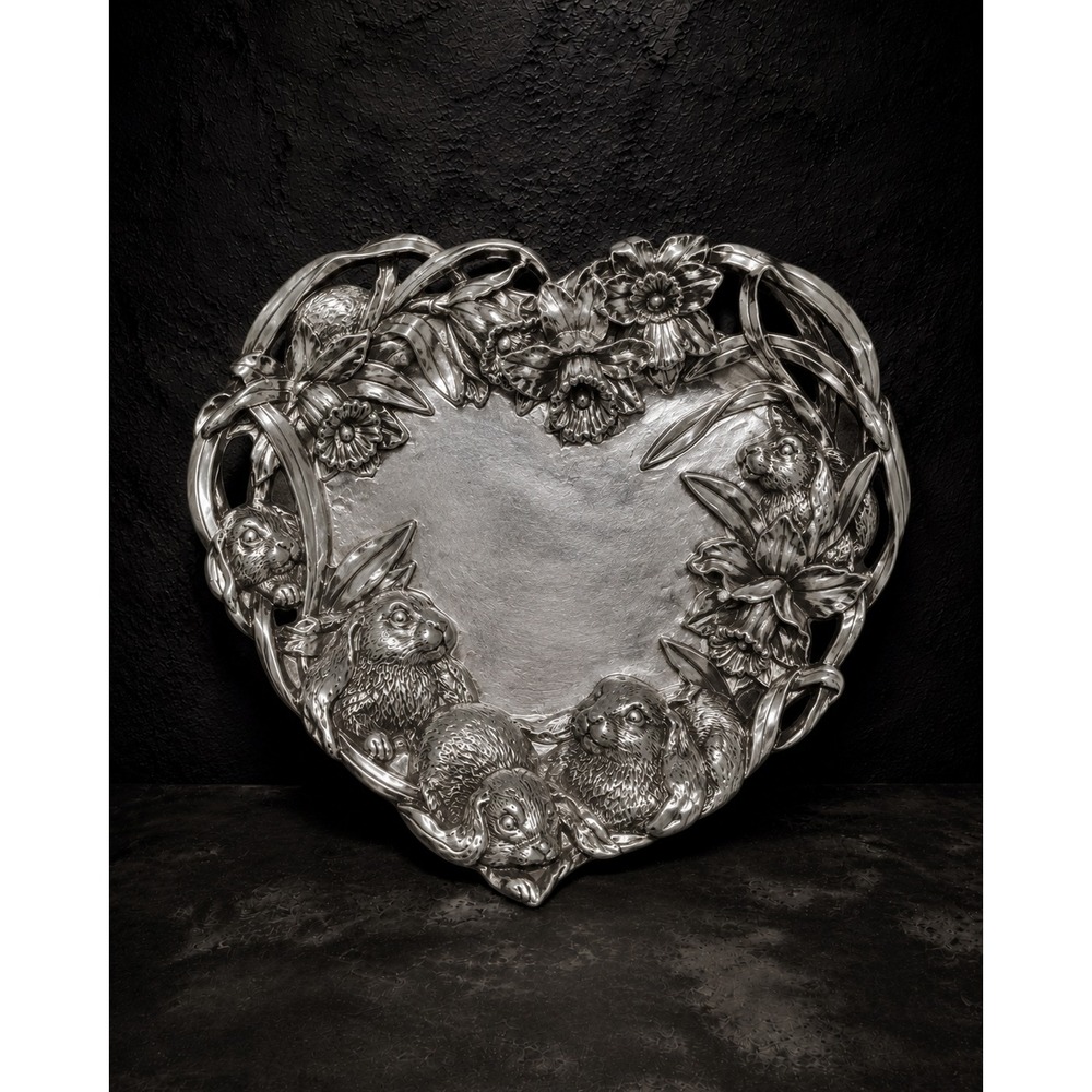 1993 Arthur Court Heart Shaped Serving Dish Springโ Bunnies Daffodil Flowers 10"